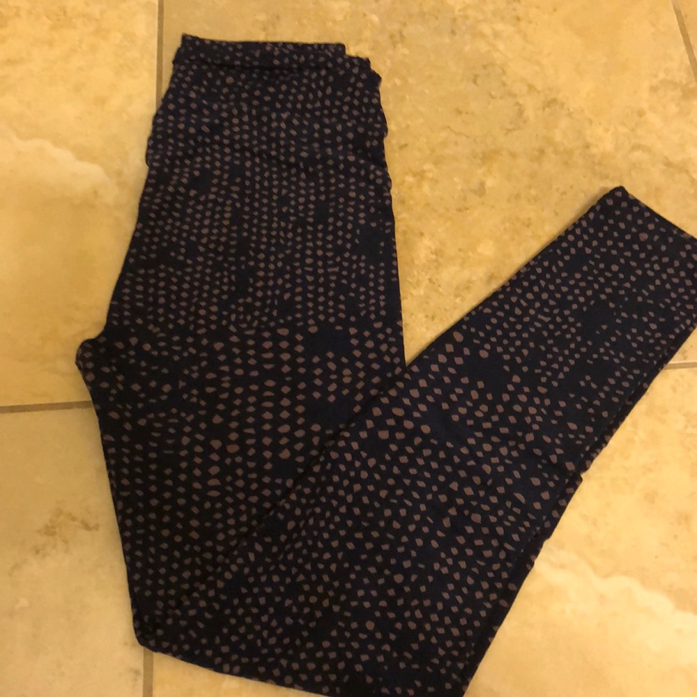 Lula Roe buttery soft leggings